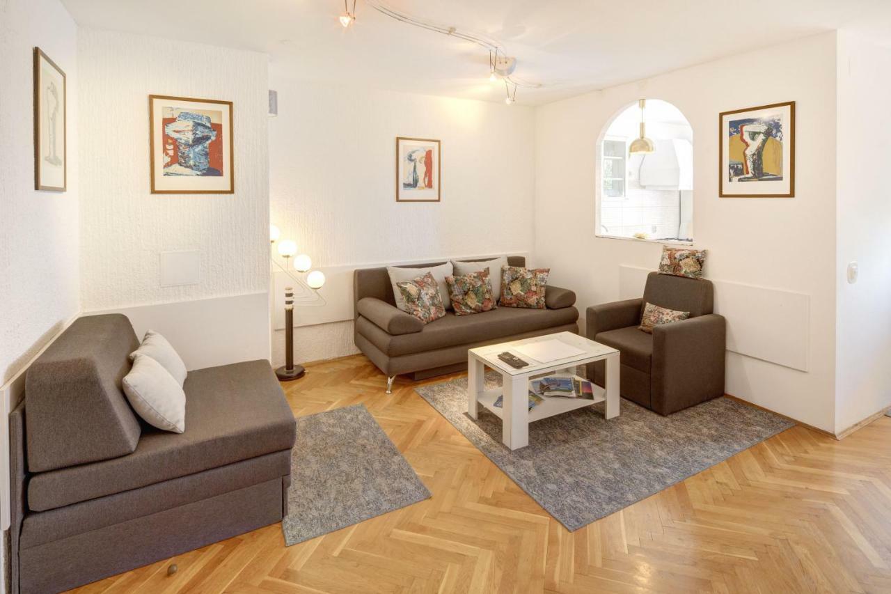 Apartman Osijek Ngoại thất bức ảnh